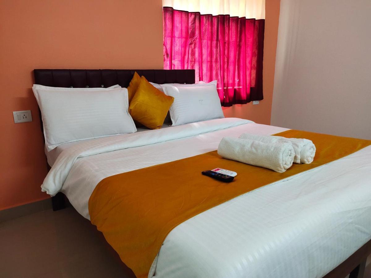 Om Baga Residency Hotel Exterior foto