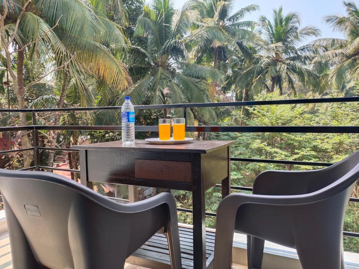 Om Baga Residency Hotel Exterior foto